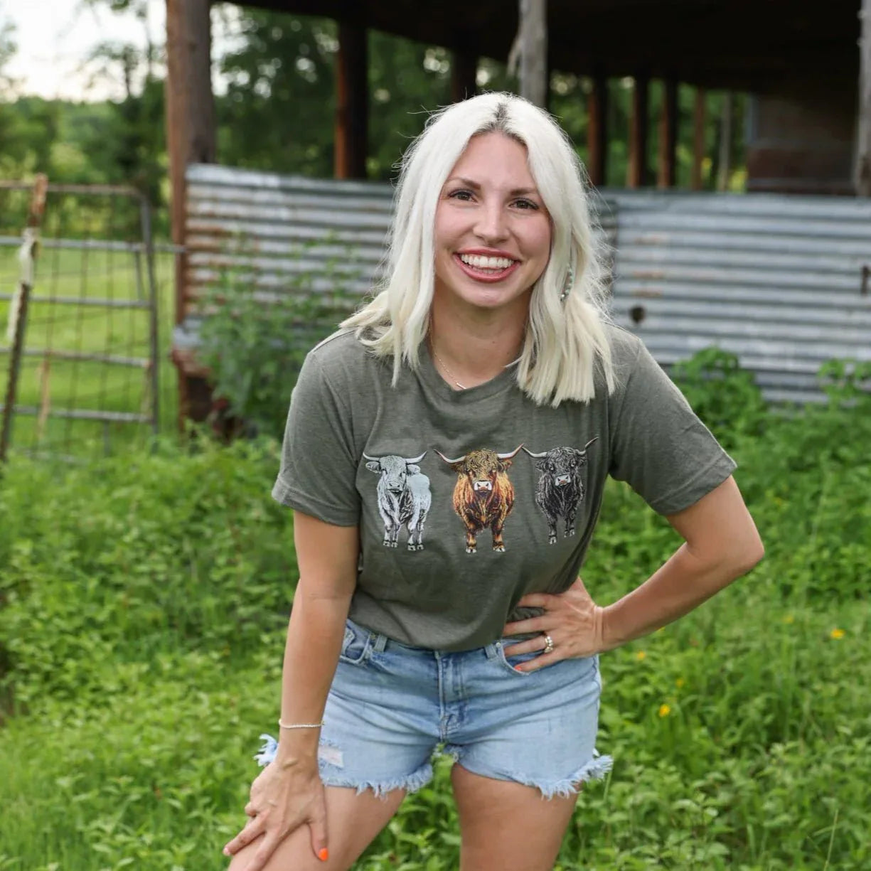 Tres Longhorns Graphic Tee - Prim Boutique