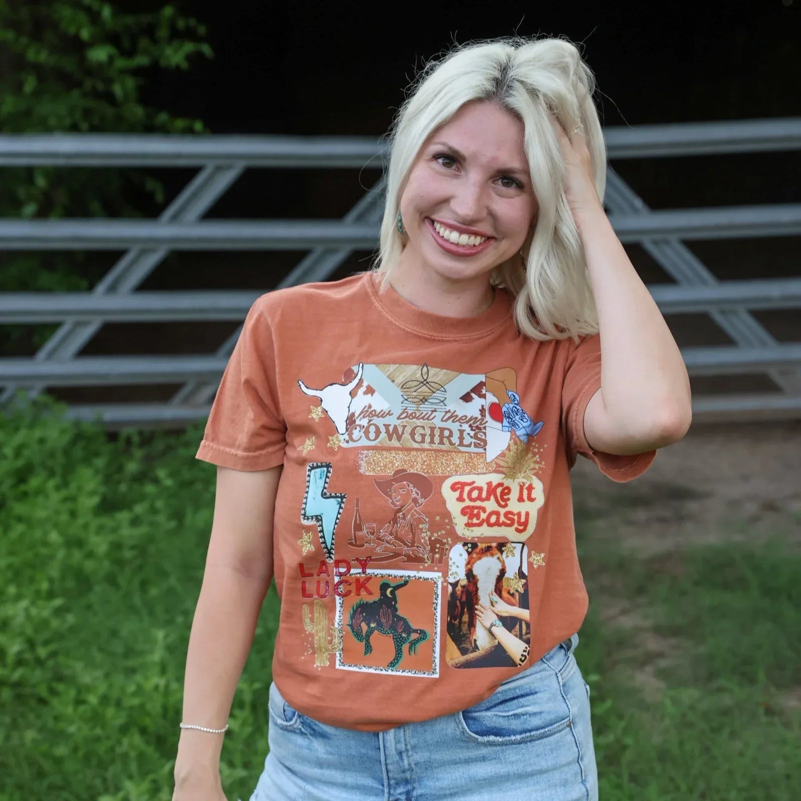 How Bout Them Cowgirls Graphic Tee - Prim Boutique