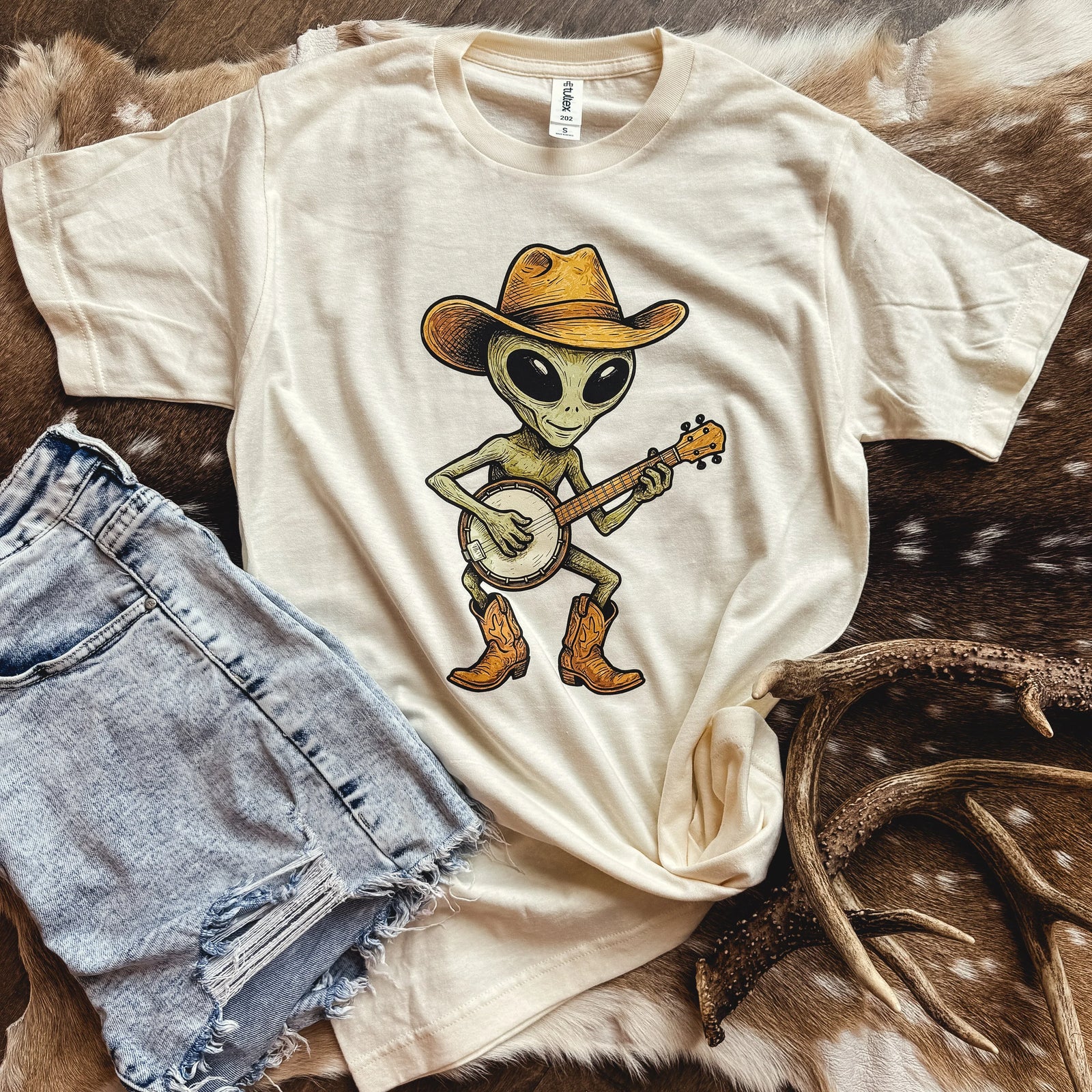 Honky Tonk Alien Graphic Tee - Prim Boutique
