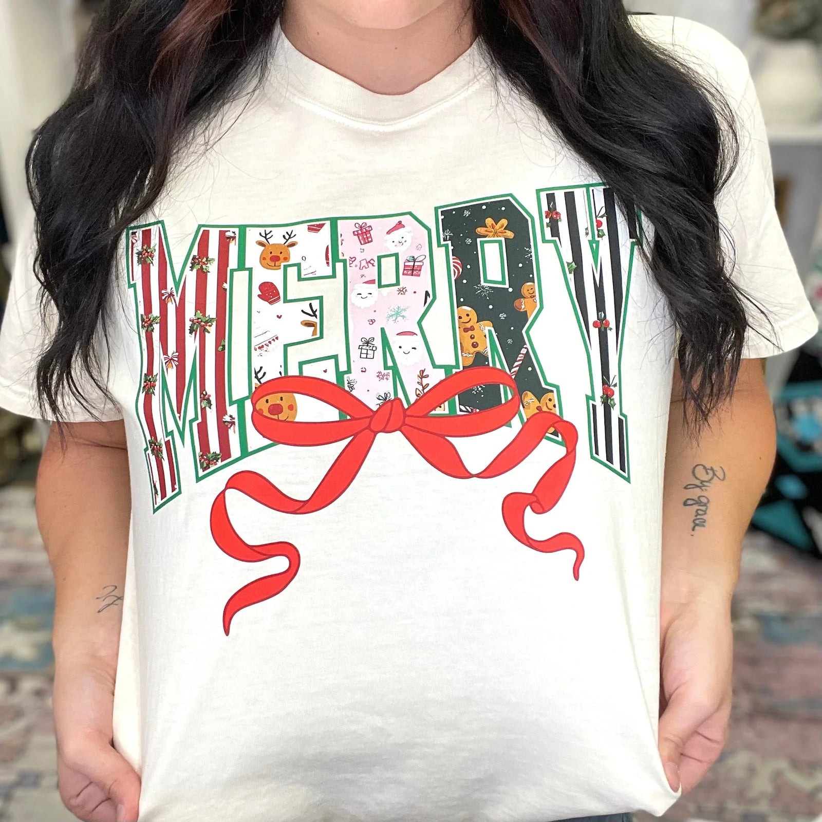 Merry Bow Graphic Tee - Prim Boutique
