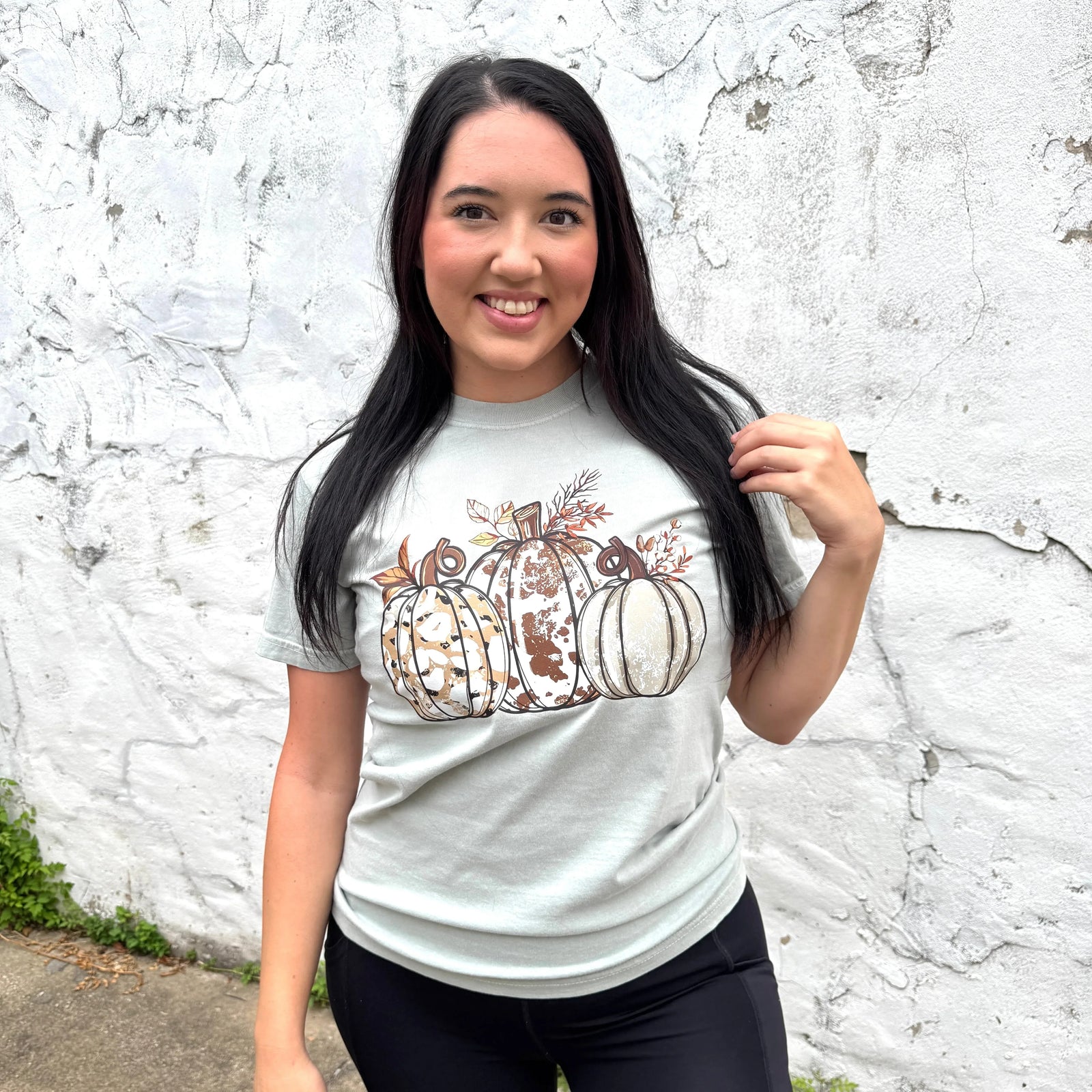 Ivory Pumpkins Graphic Tee - Prim Boutique