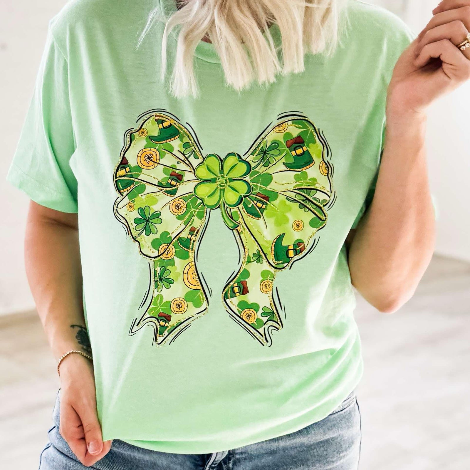 Saint Patricks Day Bow Graphic Tee - Prim Boutique